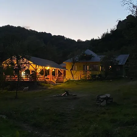 Alunis Retreat Pensiune *