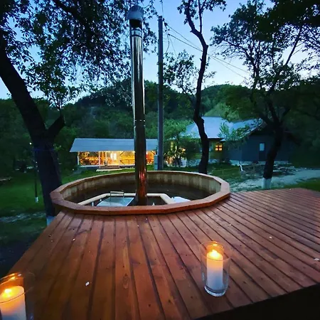 Alunis Retreat