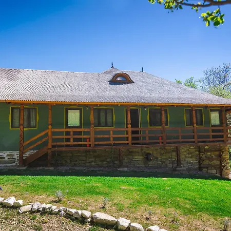 Guest house Alunis Retreat Alunis (Buzau)